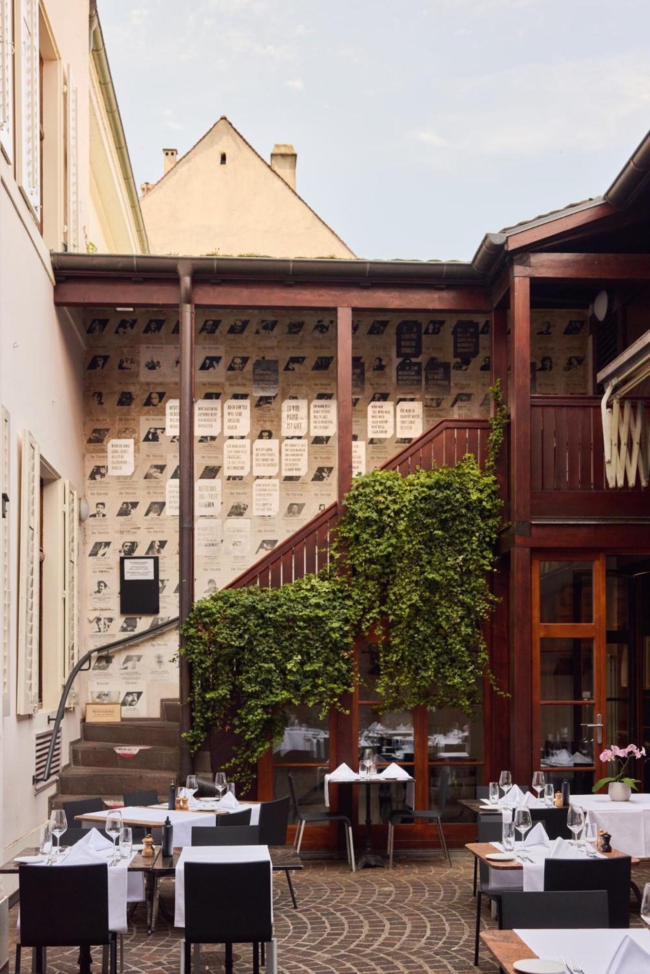 Hotel Gast - Und Kulturhaus Der Teufelhof Basilea Exterior foto