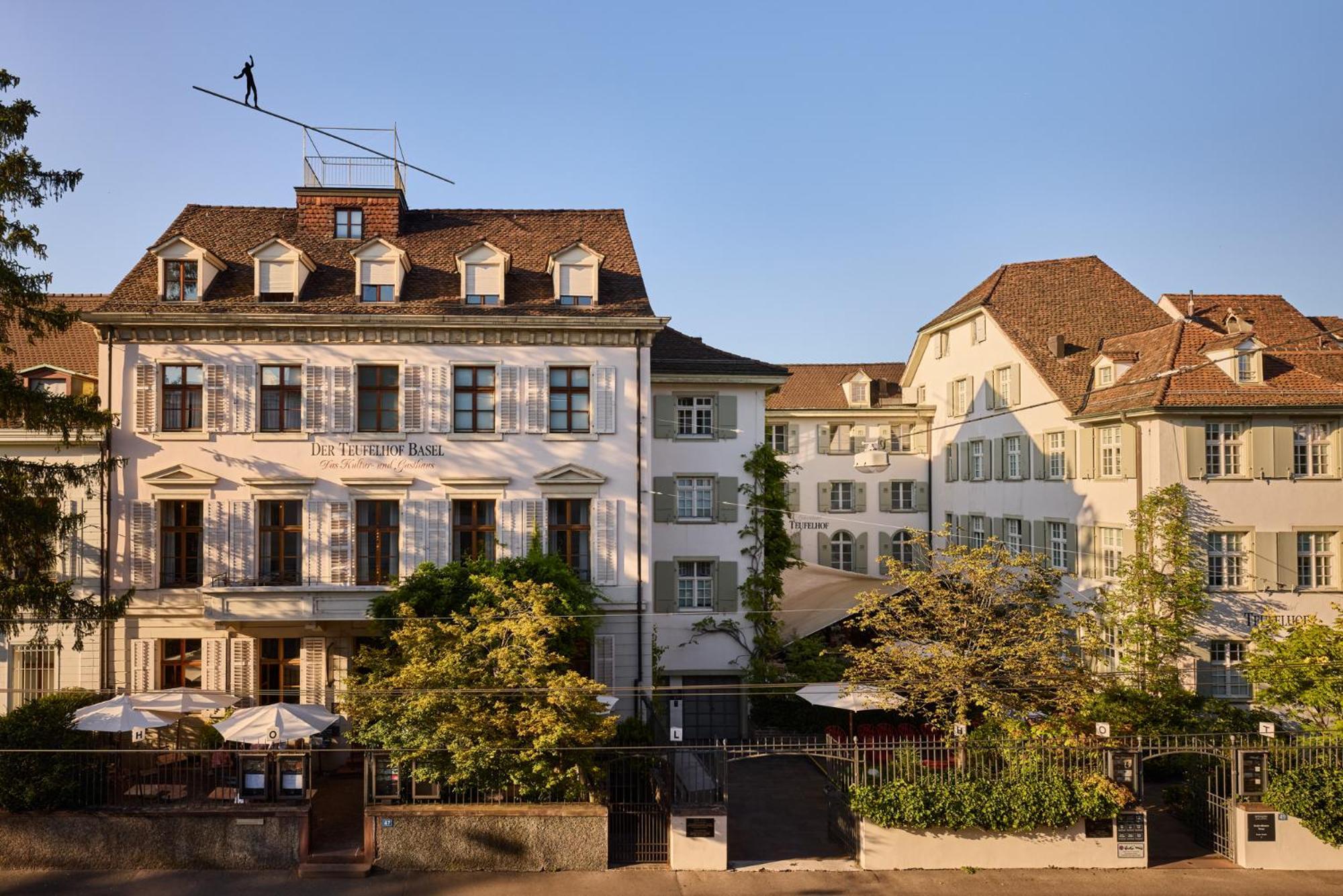 Hotel Gast - Und Kulturhaus Der Teufelhof Basilea Exterior foto
